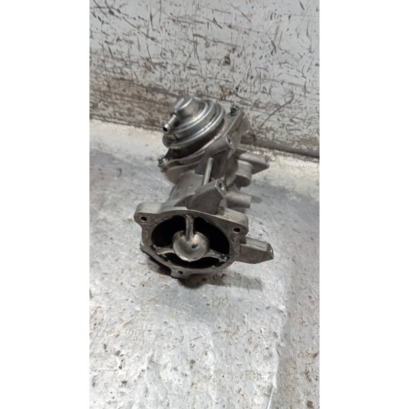 Recambio de valvula egr para mercedes clase b (w245) 200 cdi (245.208) referencia OEM IAM   