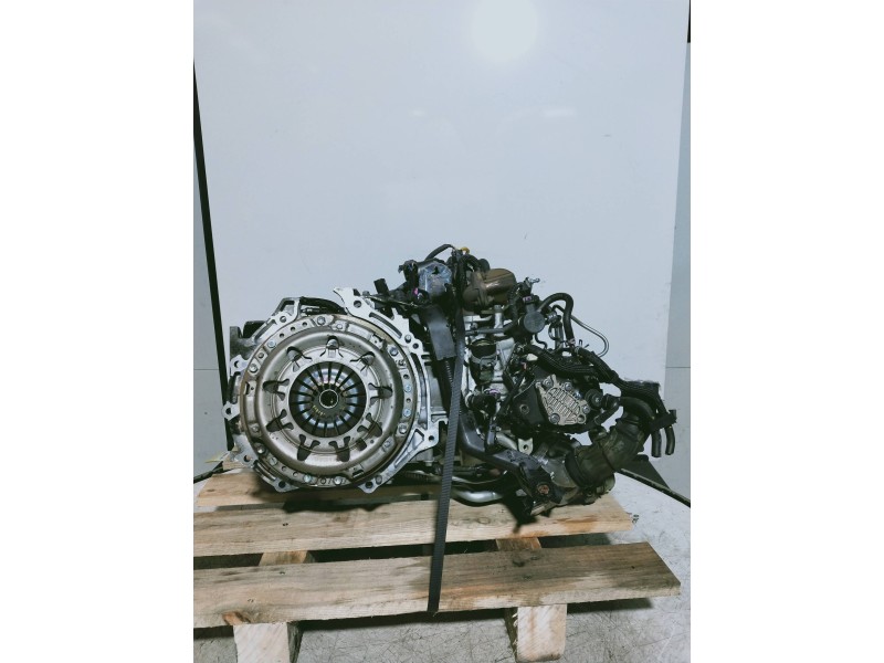 Recambio de motor completo para toyota yaris (ksp9/scp9/nlp9) básico referencia OEM IAM 1ND D187569 BOSCH