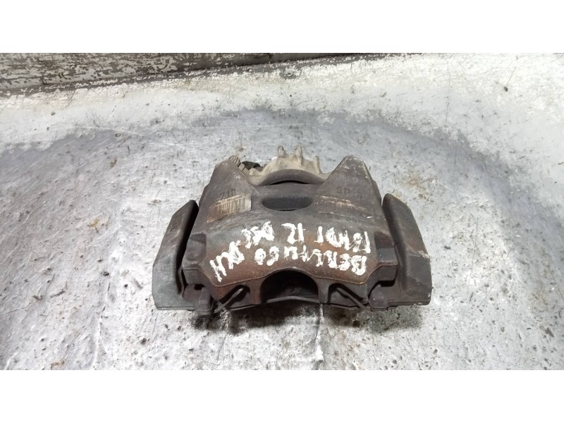 Recambio de pinza freno delantera derecha para citroen berlingo station wagon xtr plus referencia OEM IAM 9670614080 11360106563