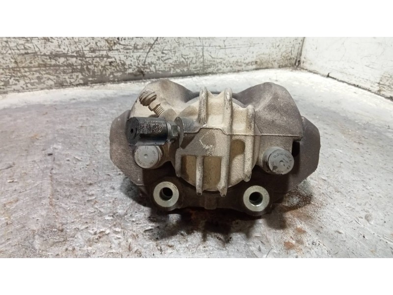 Recambio de pinza freno delantera izquierda para citroen berlingo station wagon xtr plus referencia OEM IAM 9670613980 113601065