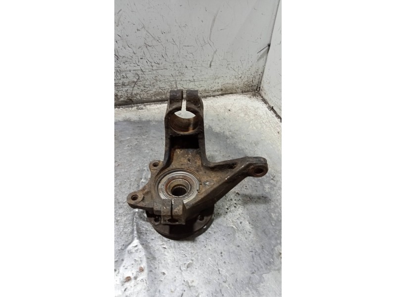 Recambio de mangueta delantera derecha para peugeot 309 graffic diesel referencia OEM IAM   