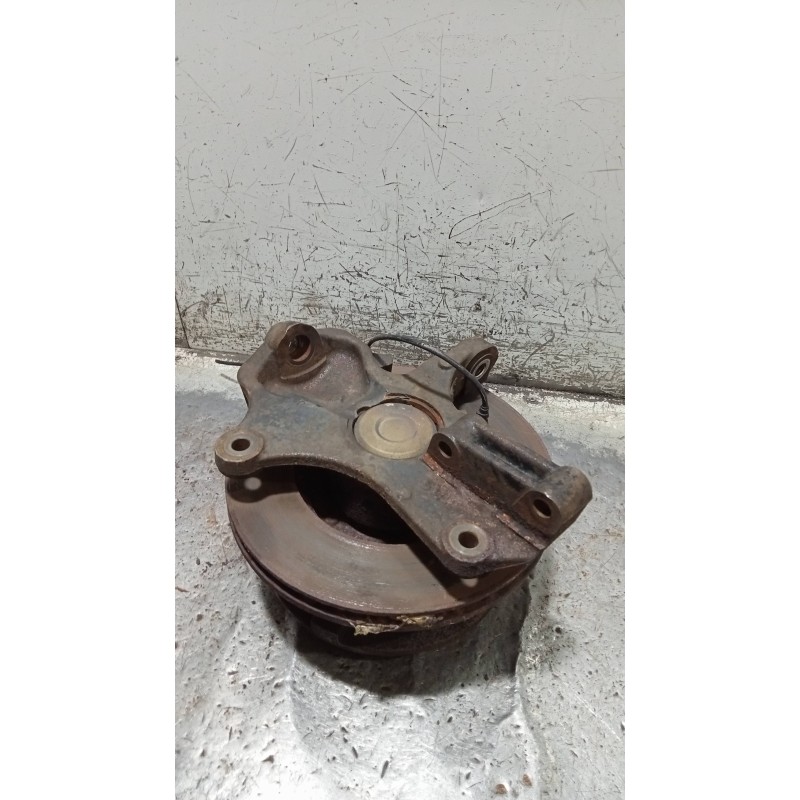 Recambio de mangueta delantera derecha para mercedes sprinterii caja cerrada (desde 01.06) 318/319 cdi (906.631/633/635/637) ref