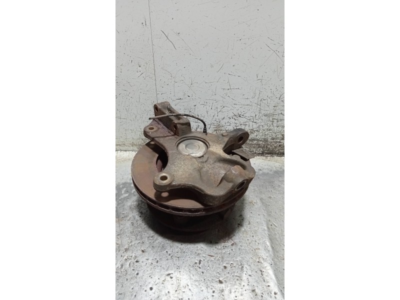 Recambio de mangueta delantera izquierda para mercedes sprinterii caja cerrada (desde 01.06) 318/319 cdi (906.631/633/635/637) r