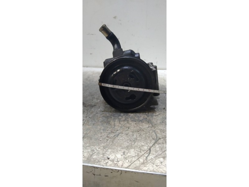 Recambio de bomba direccion para ford fiesta berlina básico referencia OEM IAM HBDBZ  