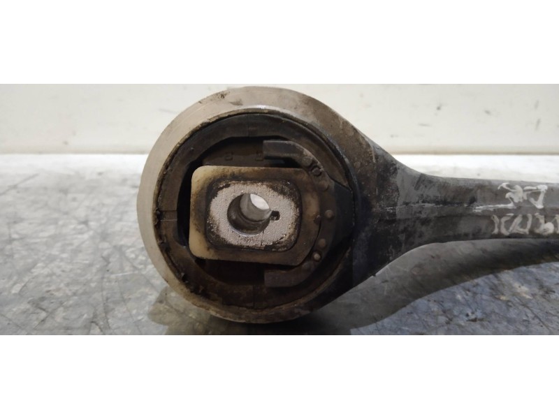 Recambio de brazo suspension inferior delantero derecho para volkswagen passat variant (3b5) comfortline referencia OEM IAM   