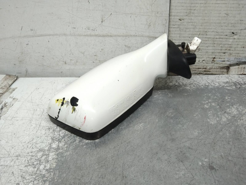 Recambio de retrovisor derecho para audi 80 1.9 tdi referencia OEM IAM   ELECTRICO
