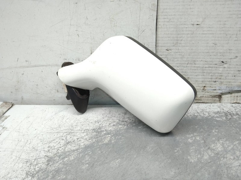 Recambio de retrovisor izquierdo para audi 80 1.9 tdi referencia OEM IAM   ELECTRICO