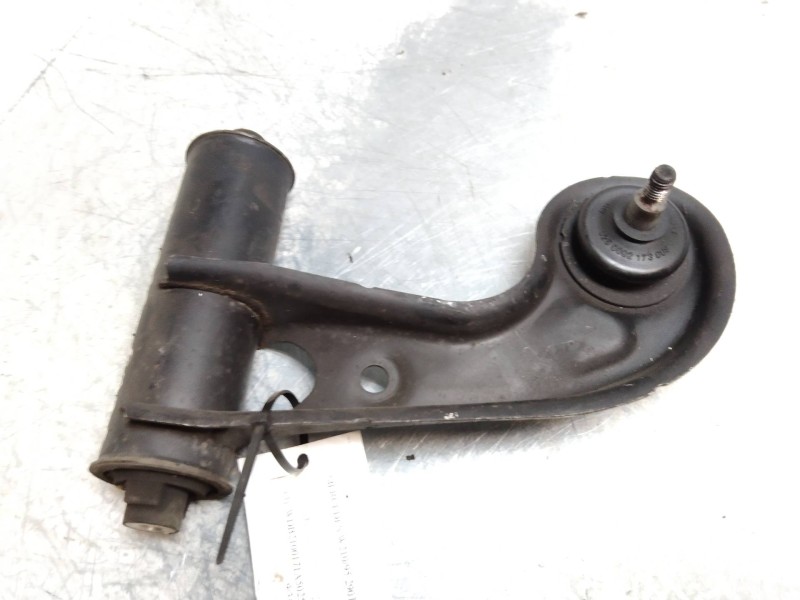 Recambio de brazo suspension superior delantero derecho para mercedes clase e (w210) berlina diesel 2.9 turbodiesel cat referenc