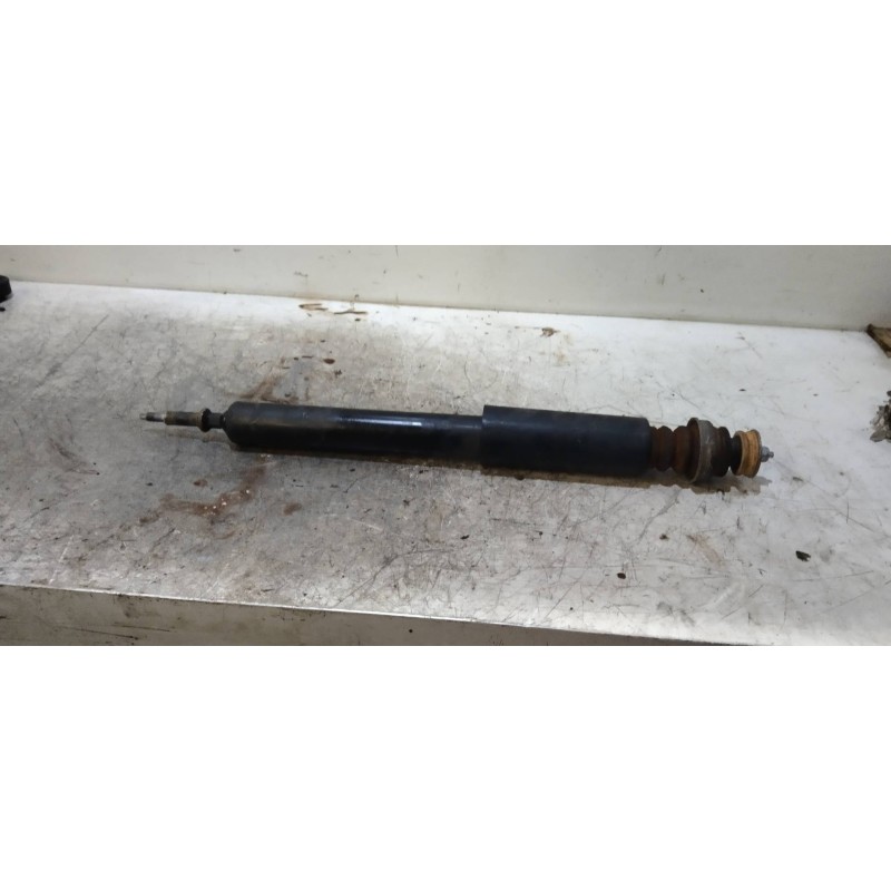 Recambio de amortiguador trasero para bmw serie 3 berlina (e90) 320i referencia OEM IAM 3352677172502 814903001377 E90H001B