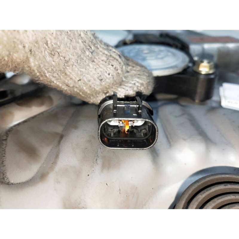 Recambio de elevalunas delantero derecho para hyundai santa fe (sm) 2.0 crdi cat referencia OEM IAM 9882026100  5P