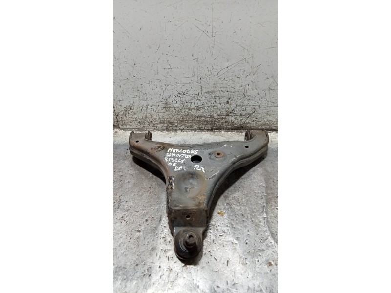 Recambio de brazo suspension inferior delantero izquierdo para mercedes sprinterii caja cerrada (desde 01.06) 318/319 cdi (906.6