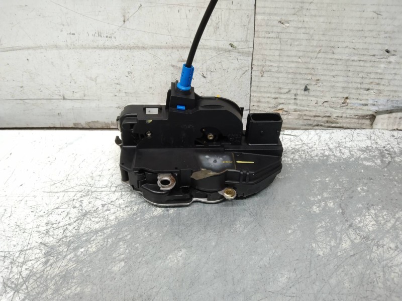 Recambio de motor cierre centralizado delantero izquierdo para opel astra j lim. enjoy referencia OEM IAM   5P