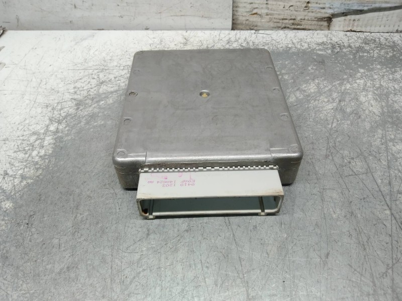 Recambio de centralita motor uce para ford fiesta berl./courier 1.4 cat (pt-e) referencia OEM IAM 94FB12A650DC FIZZ 