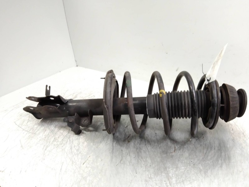 Recambio de amortiguador delantero derecho para hyundai i20 1.2 cat referencia OEM IAM   