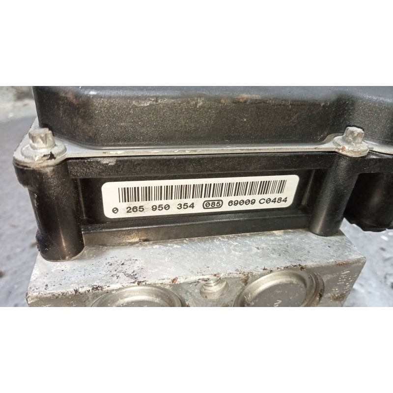 Recambio de abs para mercedes sprinterii caja cerrada (desde 01.06) 318/319 cdi (906.631/633/635/637) referencia OEM IAM 0265234