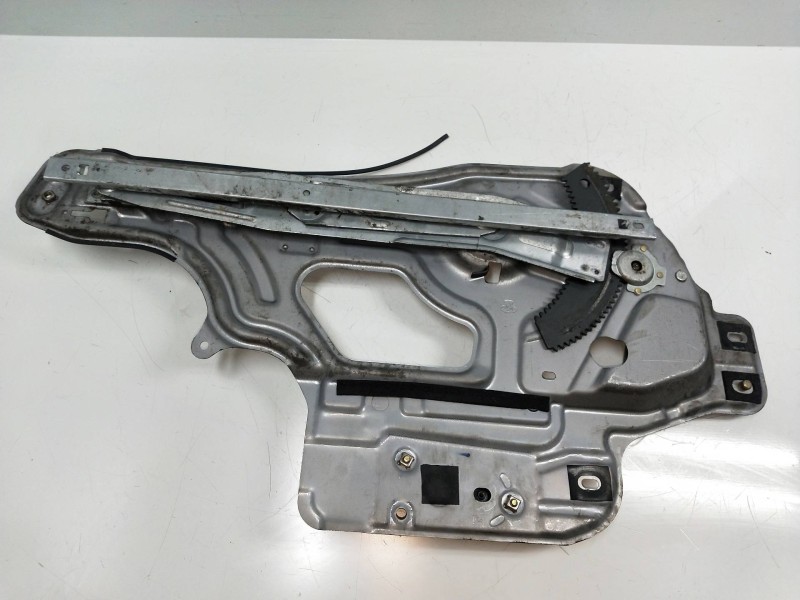 Recambio de elevalunas delantero izquierdo para hyundai santa fe (sm) 2.0 crdi cat referencia OEM IAM 9881026100  5P