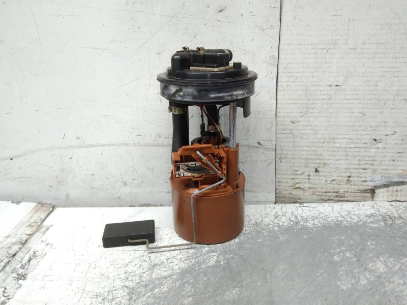 Recambio de bomba combustible para peugeot 806 st referencia OEM IAM 1462319080 09730609902 