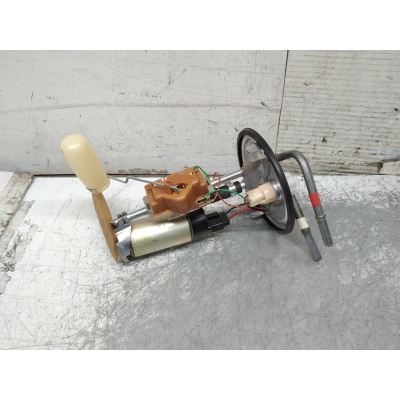 Recambio de bomba combustible para ford fiesta berl./courier 1.4 cat (pt-e) referencia OEM IAM 93FBAA  