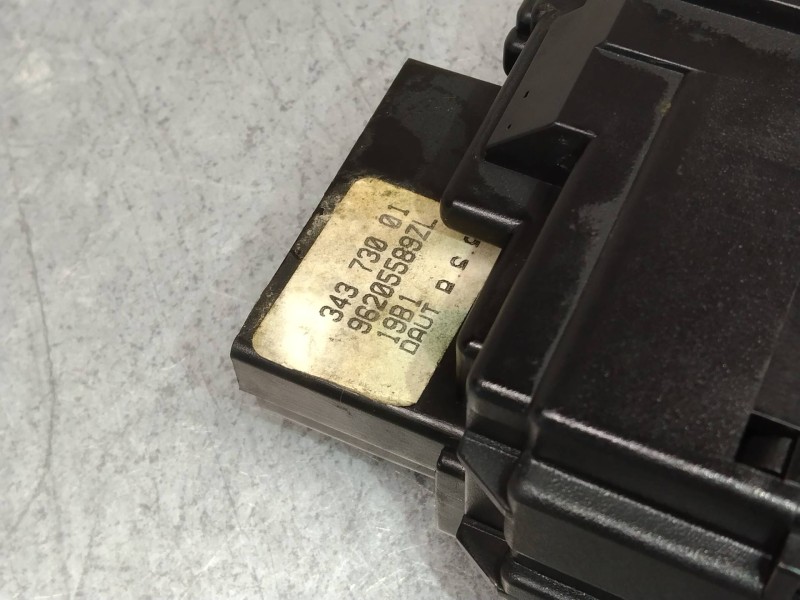 Recambio de mando limpia para citroen xsara berlina 1.6i 16v exclusive referencia OEM IAM 96205589ZL 34373001 01