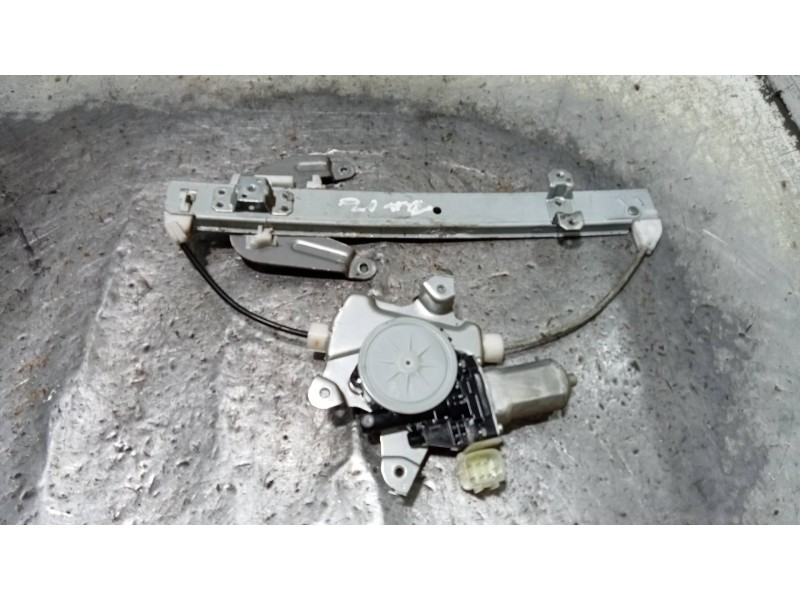 Recambio de elevalunas trasero izquierdo para nissan x-trail (t31) 2.0 dci turbodiesel cat referencia OEM IAM   