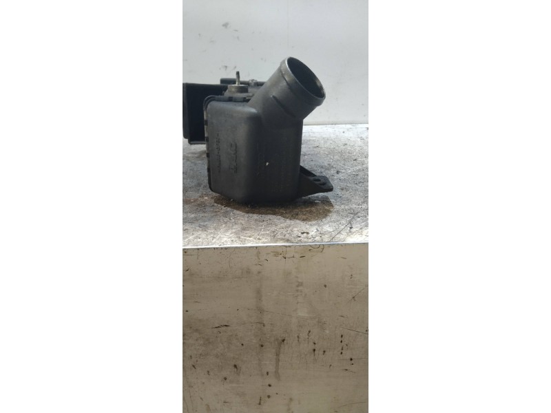 Recambio de intercooler para seat ibiza (6k) hit referencia OEM IAM 6K0145805  