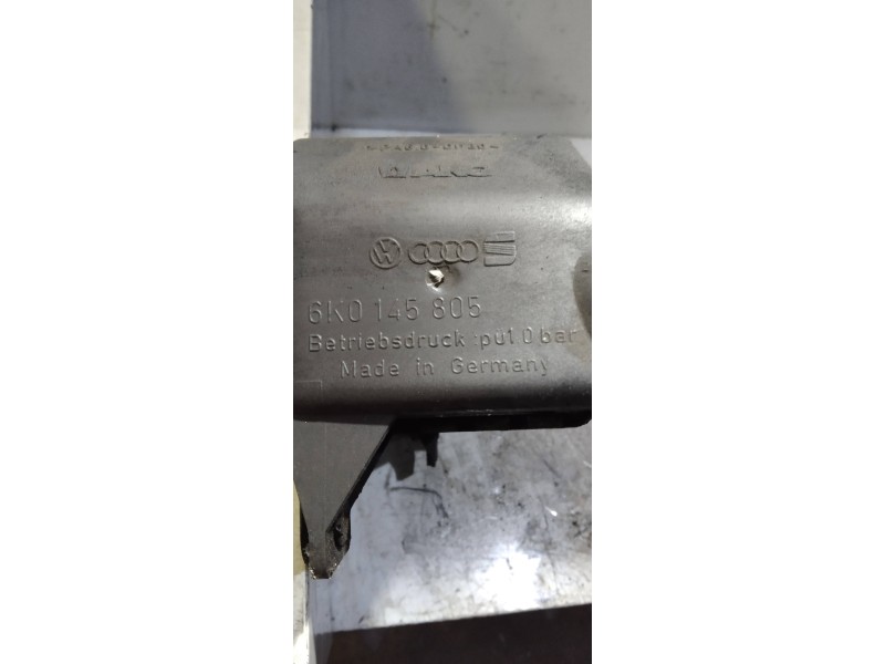 Recambio de intercooler para seat ibiza (6k) hit referencia OEM IAM 6K0145805  