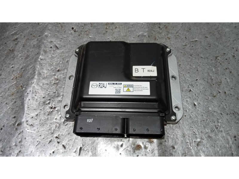 Recambio de centralita motor uce para mazda 3 lim. (bl) 2.2 turbodiesel cat referencia OEM IAM 2758008373 R2AJ18881E 