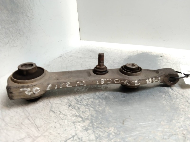Recambio de brazo suspension superior delantero derecho para mercedes clase e (w211) berlina 2.2 cdi cat referencia OEM IAM   