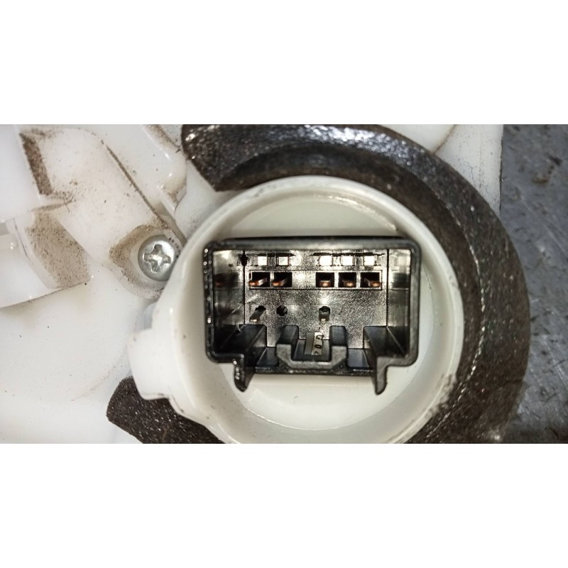 Recambio de motor cierre centralizado delantero izquierdo para mazda 3 lim. (bl) 2.2 turbodiesel cat referencia OEM IAM   5P