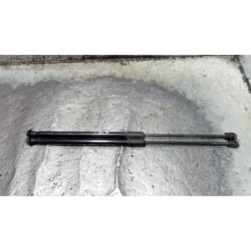 Recambio de amortiguadores maletero / porton para mazda 3 lim. (bl) 2.2 turbodiesel cat referencia OEM IAM BFY962620  