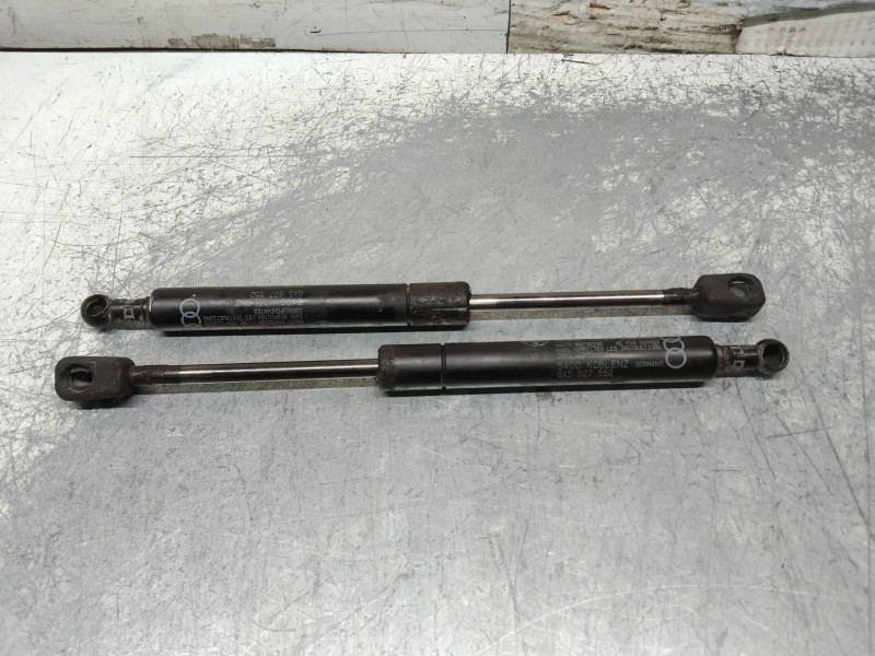 Recambio de amortiguadores maletero / porton para audi 80 1.9 tdi referencia OEM IAM 8A5827552  580N