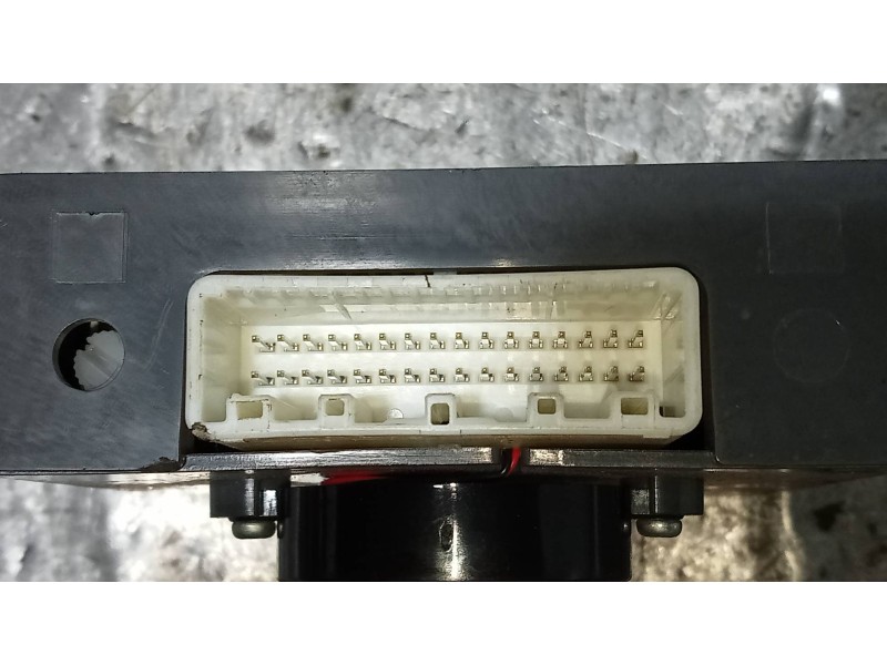 Recambio de modulo electronico para mazda 3 lim. (bl) 2.2 turbodiesel cat referencia OEM IAM BBP367UU0 ADC5004000G 