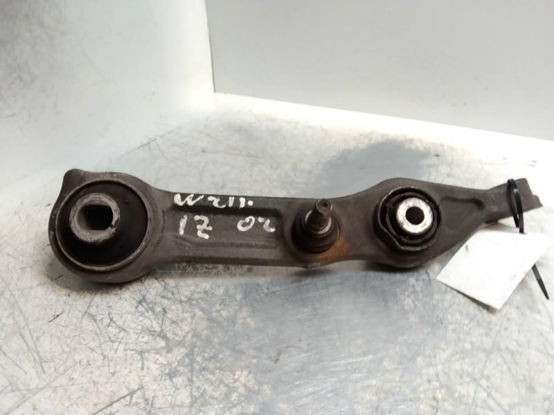 Recambio de brazo suspension superior delantero izquierdo para mercedes clase e (w211) berlina 2.7 cdi cat referencia OEM IAM   