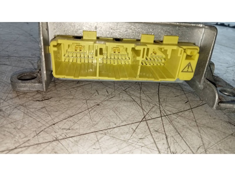 Recambio de centralita airbag para mazda 3 lim. (bl) 2.2 turbodiesel cat referencia OEM IAM F01G07201K BCM557K30 