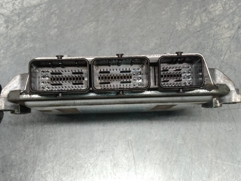 Recambio de centralita motor uce para peugeot 407 st sport pack referencia OEM IAM 5WS40167DT SW9656061280 HW9655041480 SID803