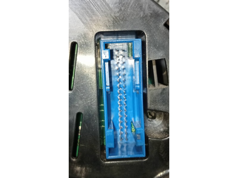 Recambio de cuadro instrumentos para volkswagen t5 transporter/furgoneta caja cerrada referencia OEM IAM   