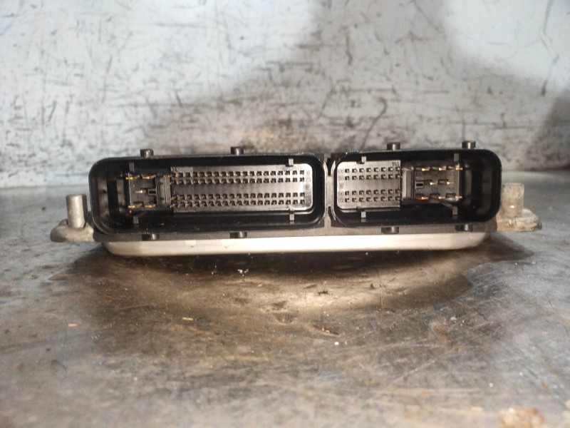 Recambio de centralita motor uce para audi a8 (4e2) 4.2 quattro referencia OEM IAM 0261208493 4E0907560 4E0910560K