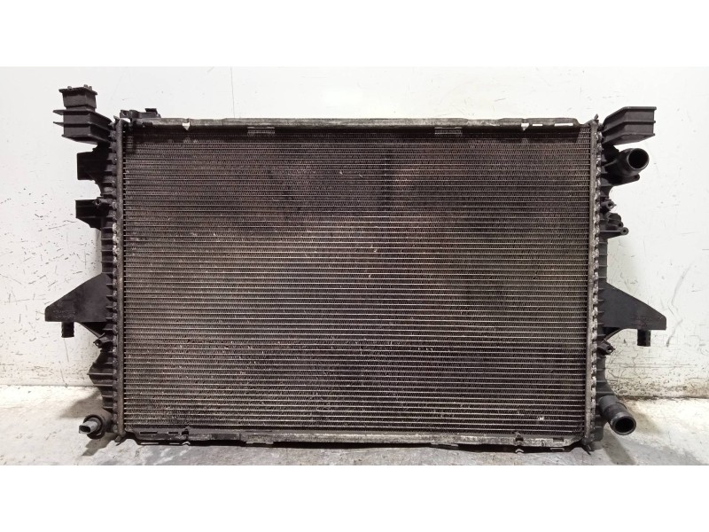 Recambio de radiador agua para volkswagen t5 transporter/furgoneta caja cerrada referencia OEM IAM 7H0121253J  