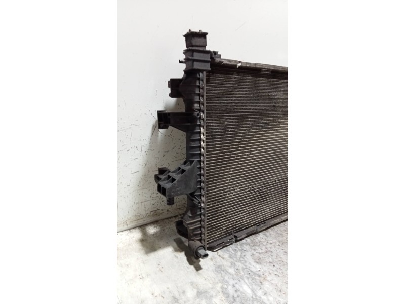 Recambio de radiador agua para volkswagen t5 transporter/furgoneta caja cerrada referencia OEM IAM 7H0121253J  