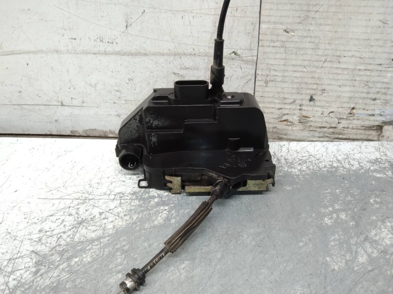 Recambio de motor cierre centralizado delantero derecho para peugeot 307 cc (s1) 2.0 referencia OEM IAM   2P