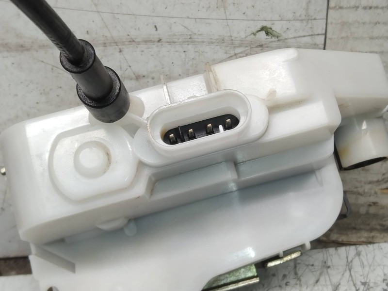 Recambio de motor cierre centralizado delantero izquierdo para peugeot 307 cc (s1) 2.0 referencia OEM IAM   2P
