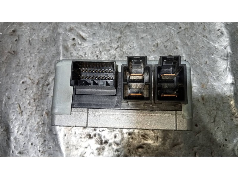 Recambio de centralita direccion para suzuki swift azg (nz) glx referencia OEM IAM 3872073KA0 Q1T23893M 