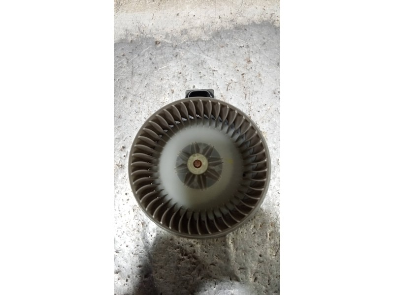 Recambio de motor calefaccion para suzuki swift azg (nz) glx referencia OEM IAM AV2727000311  