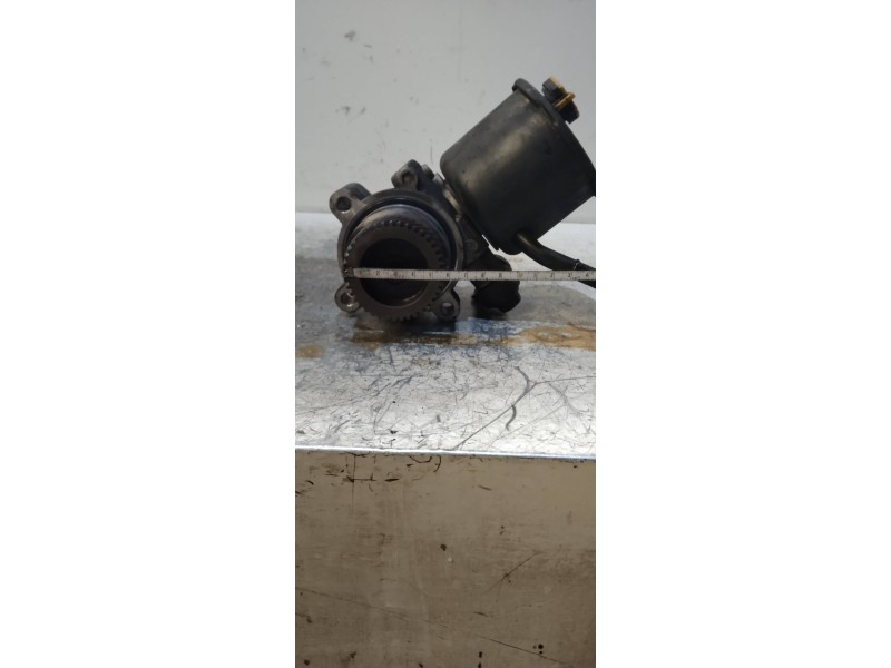 Recambio de bomba direccion para mazda premacy (cp) td exclusive (74kw) referencia OEM IAM CB873265X  