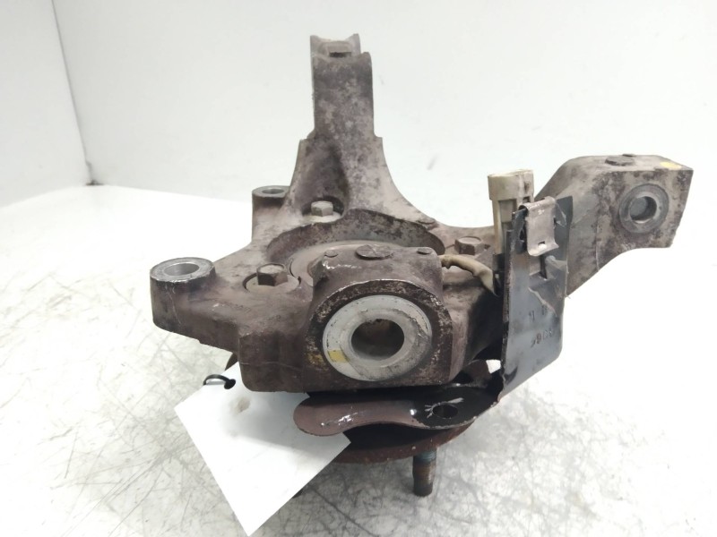 Recambio de mangueta delantera derecha para chevrolet trans sport básico referencia OEM IAM   