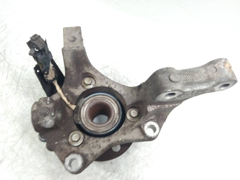 Recambio de mangueta delantera izquierda para chevrolet trans sport básico referencia OEM IAM   