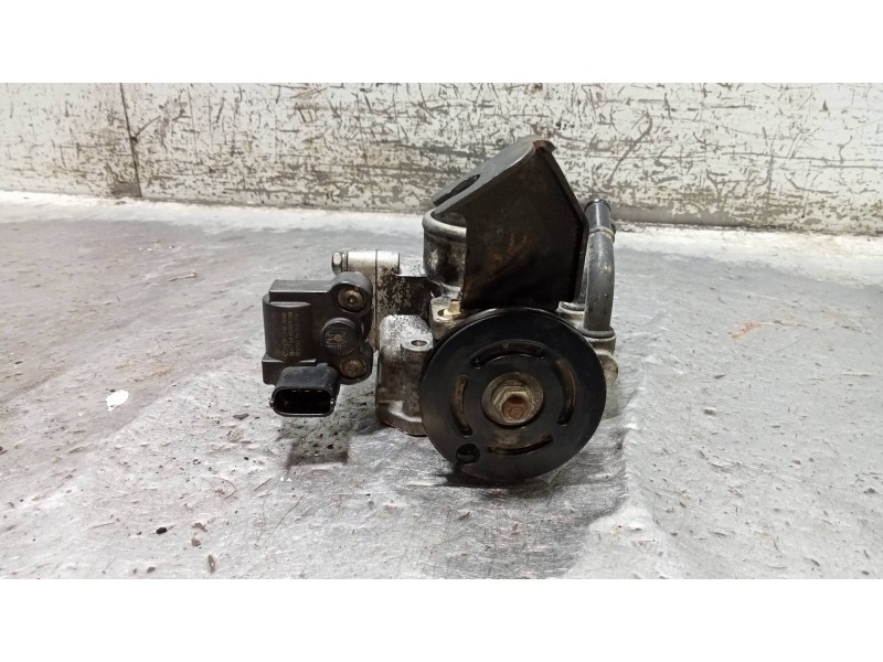 Recambio de caja mariposa para hyundai i30 classic referencia OEM IAM 351002B000  