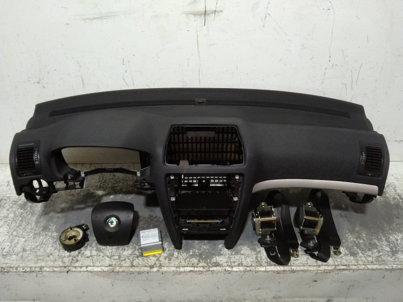 Recambio de kit airbag para skoda octavia berlina (1z3) active referencia OEM IAM 5WK43411 1K0909605M 