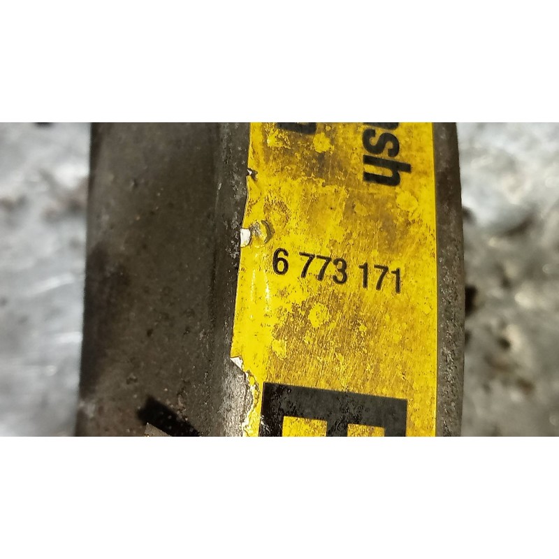 Recambio de brazo suspension inferior delantero izquierdo para bmw serie 5 berlina (e60) 530d referencia OEM IAM 6773171  