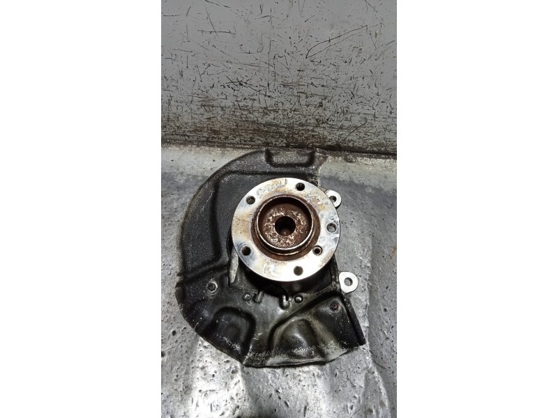 Recambio de mangueta delantera izquierda para bmw serie 5 berlina (e60) 530d referencia OEM IAM   